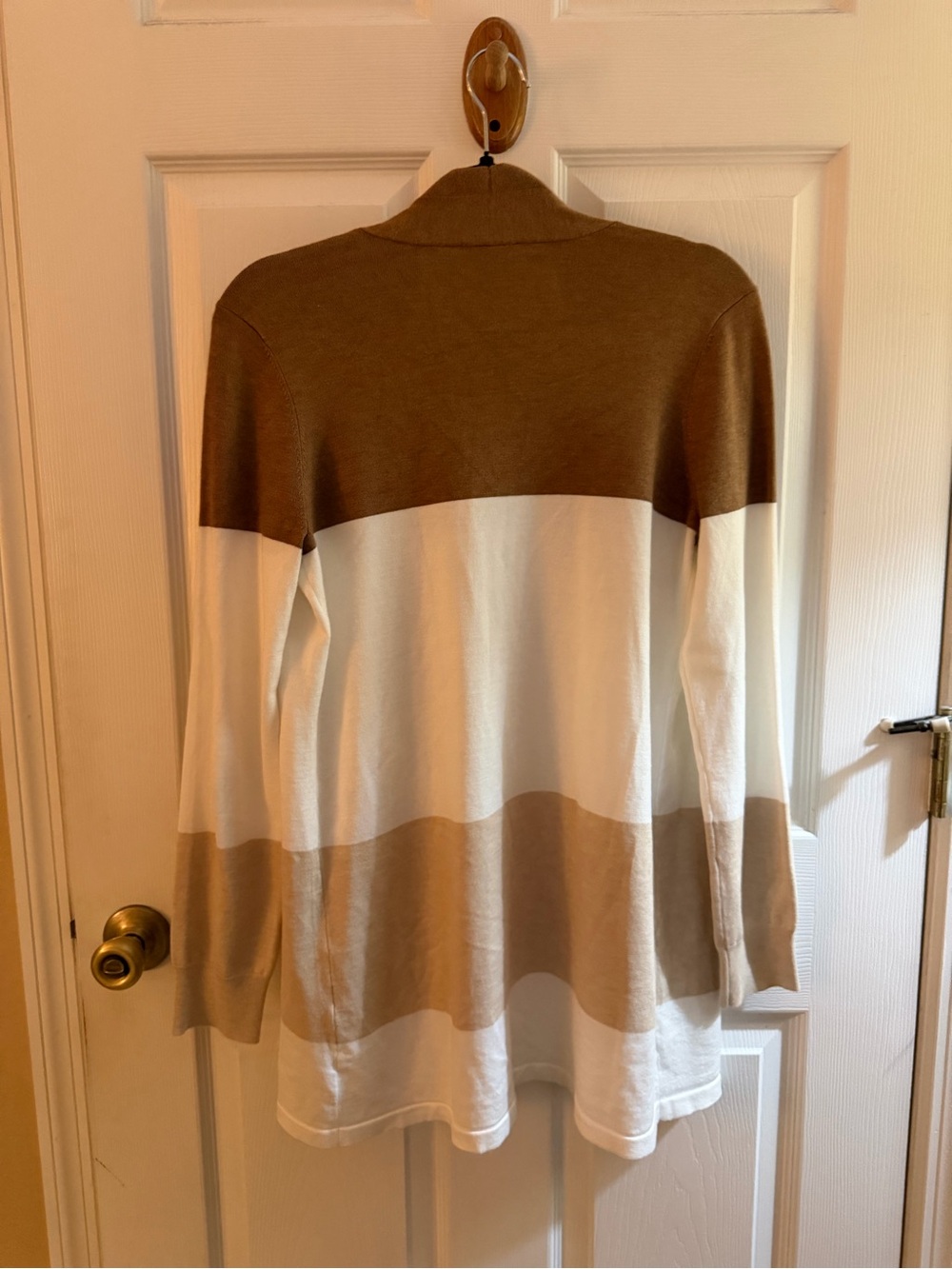 Cyrus (2) Color Block Cardigans - Picture 6 of 7